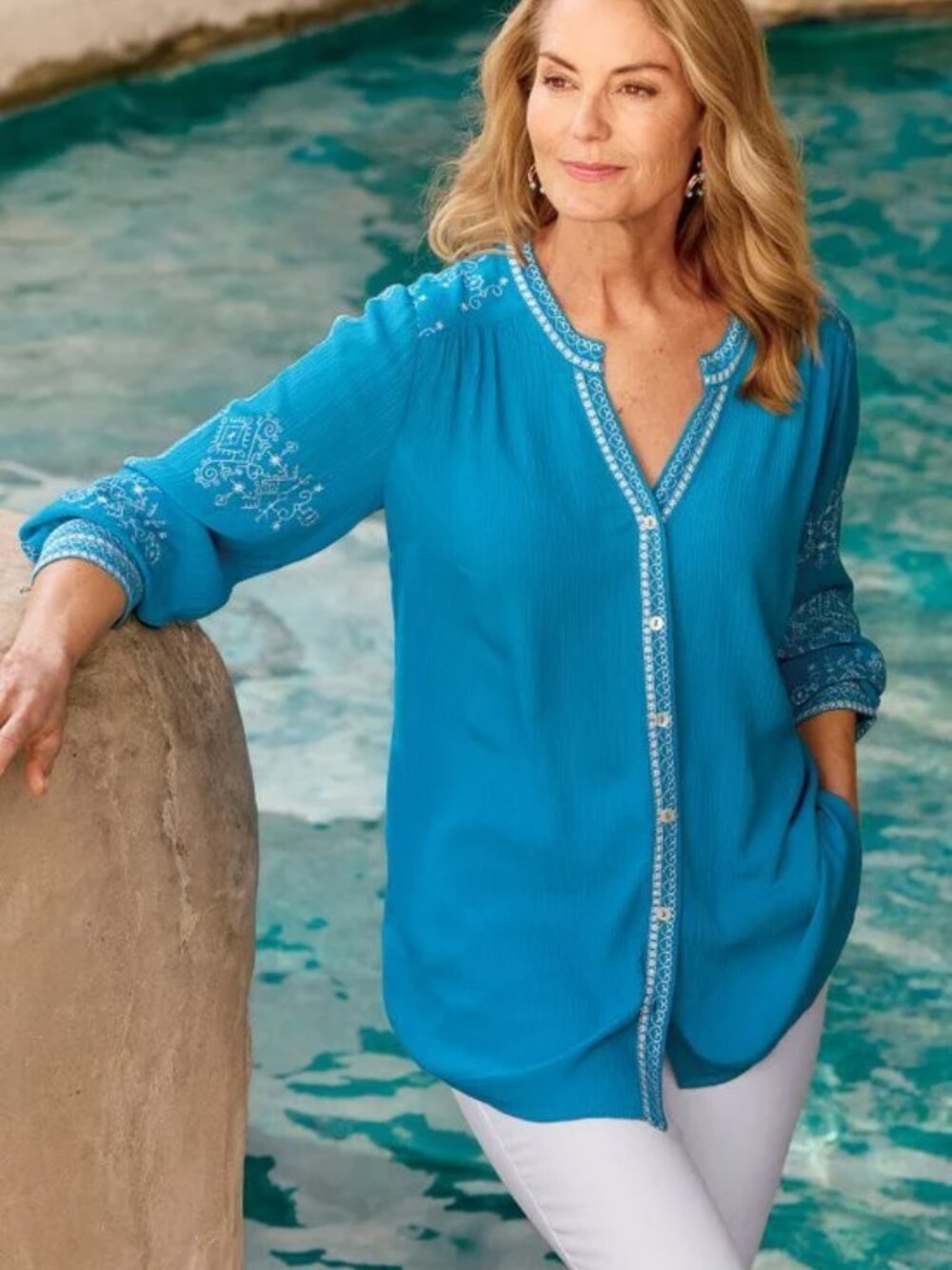 Soft Surroundings Imane Gauze Tunic Embroidered Crinkled Blue size 1X Resortwear - Picture 16 of 16
